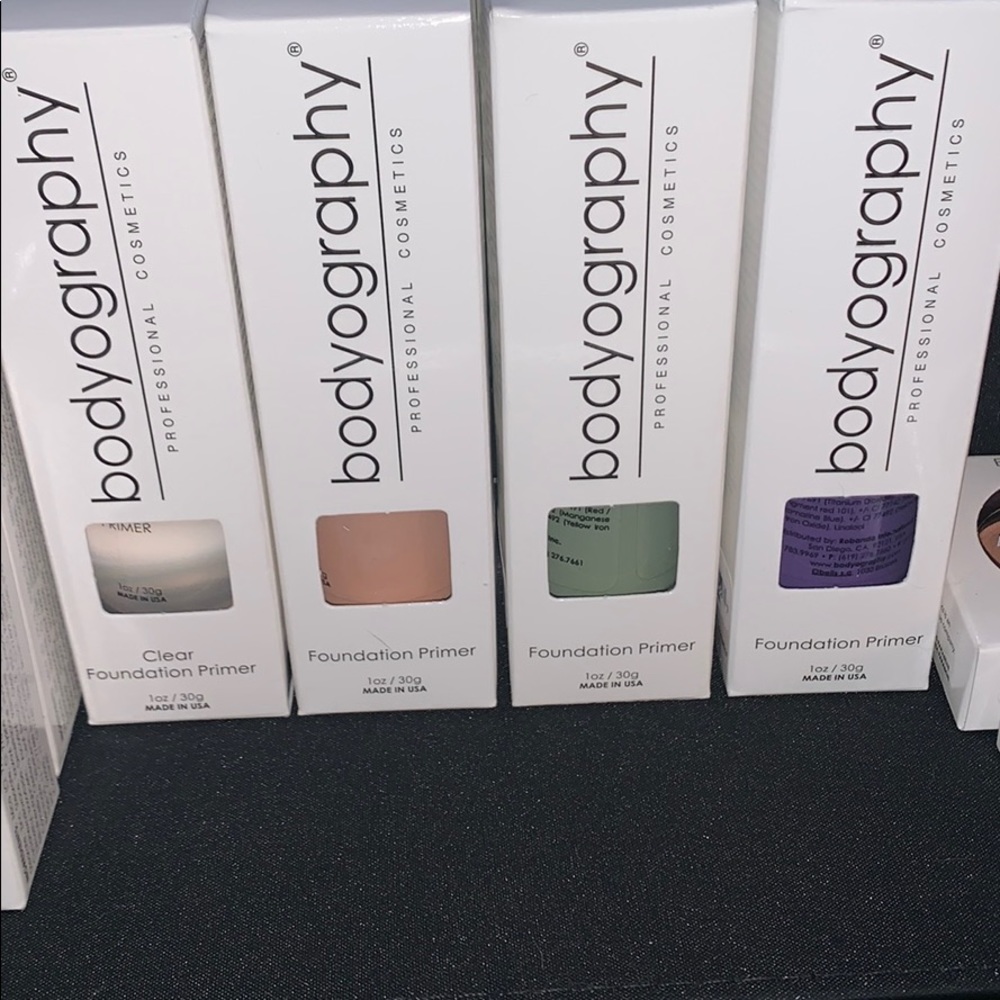 Bodyography foundation primer 4 shades